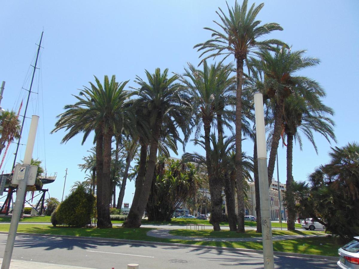 Apartamentos Playa Postiguet Alicante Extérieur photo